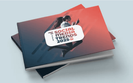 rotes Buch mit dem Titel Social Media-Trends 2025